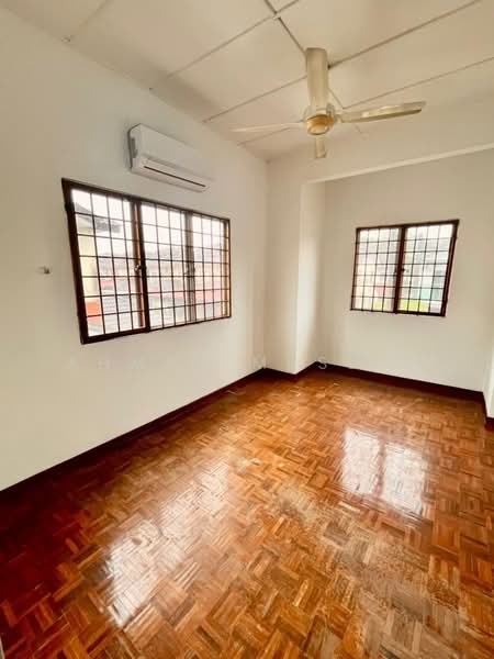 Rumah Teres 2 Tingkat untuk Dijual di Sungai Buloh (Selangor) - Ahmad Muslim - PropertyGuru.com.my