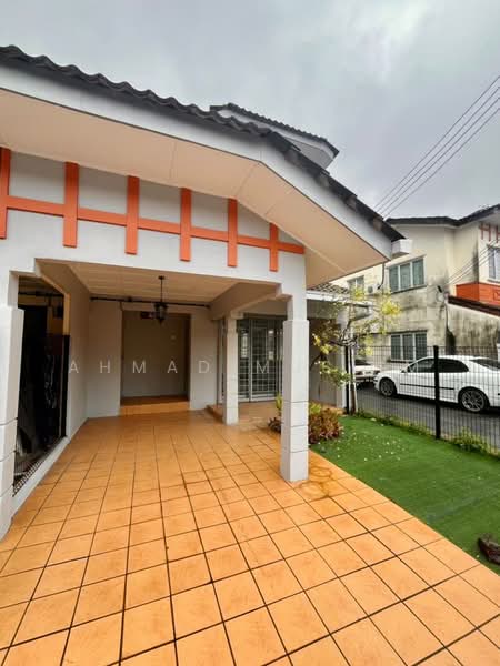 Rumah Teres 2 Tingkat untuk Dijual di Sungai Buloh (Selangor) - Ahmad Muslim - PropertyGuru.com.my