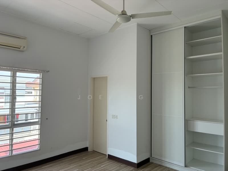 Rumah Berkembar untuk Dijual di Setia Impian (Setia Alam) - Joey Ng - Bedroom - PropertyGuru.com.my