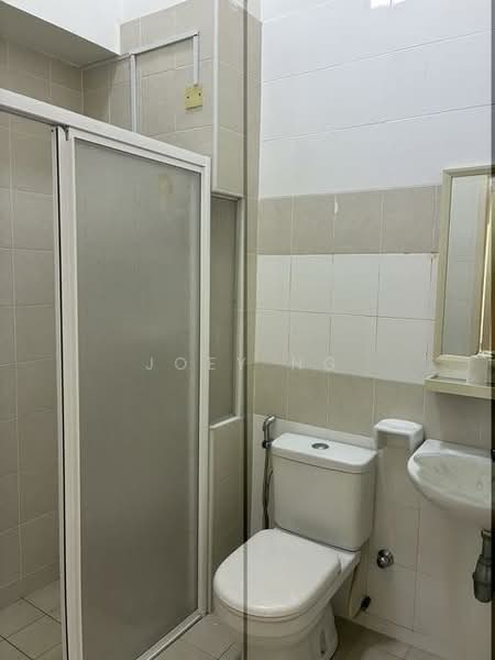 Rumah Berkembar untuk Dijual di Setia Impian (Setia Alam) - Joey Ng - Bathroom - PropertyGuru.com.my