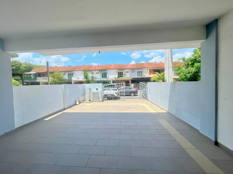 Rumah Teres 2 Tingkat untuk Dijual di Bandar Teknologi Kajang (Kajang) - Noraini Dahan - Exterior - PropertyGuru.com.my