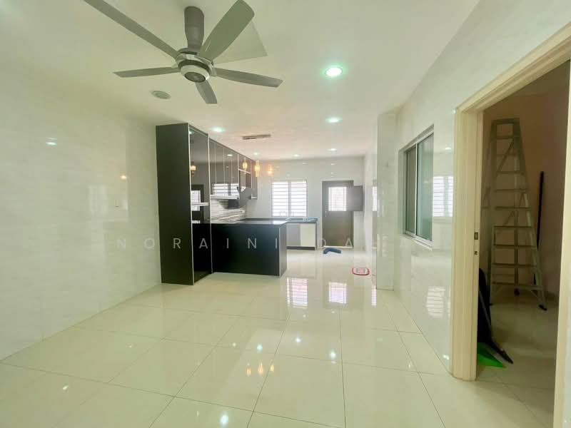 Rumah Teres 2 Tingkat untuk Dijual di Bandar Teknologi Kajang (Kajang) - Noraini Dahan - Kitchen - PropertyGuru.com.my