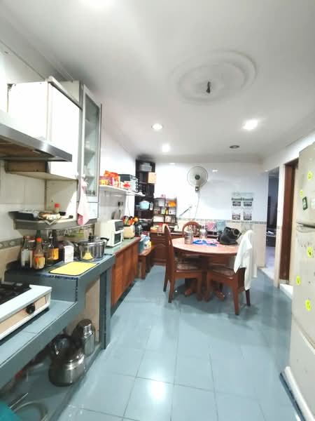 2-storey Terraced House for Sale in Bandar Kinrara Seksyen 1 (Bandar Kinrara) - Tan Bee Choo - Kitchen - PropertyGuru.com.my