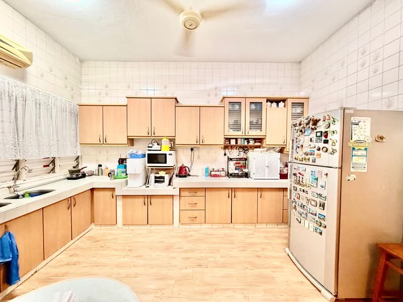 Rumah Teres 2 Tingkat untuk Dijual di Taman Tun Dr Ismail (Kuala Lumpur) - Yin Peng . - Kitchen - PropertyGuru.com.my