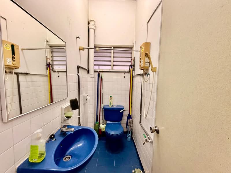 Rumah Teres 2 Tingkat untuk Dijual di Taman Tun Dr Ismail (Kuala Lumpur) - Yin Peng . - Bathroom - PropertyGuru.com.my