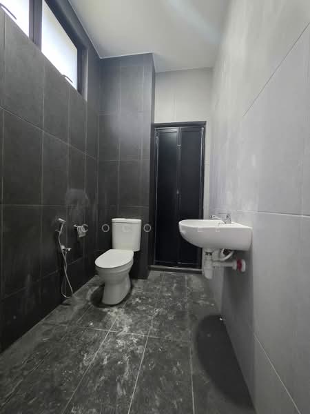 2-storey Terraced House for Rent in Taman Mount Austin (Tebrau) - Coco Lee - Bathroom - PropertyGuru.com.my