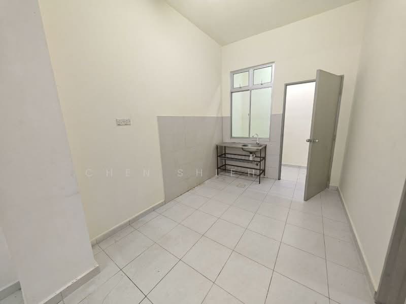 Rumah Teres 2 Tingkat untuk Dijual di Pulai (Johor) - Chen Shieh Yu - Kitchen - PropertyGuru.com.my
