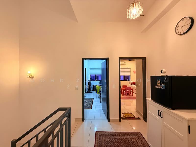 Rumah Teres 2 Tingkat untuk Dijual di Kajang (Selangor) - Mohd Zakri Mohd Zamberi - Corridor - PropertyGuru.com.my