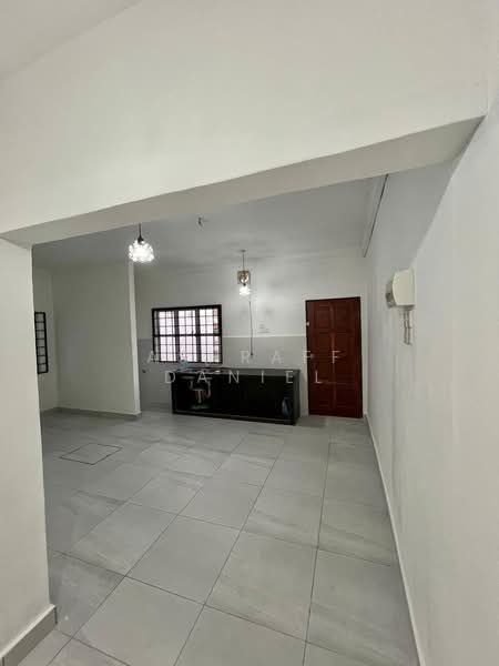 2-storey Terraced House for Sale in Bukit Beruntung (Selangor) - Ashraff Daniel - Kitchen - PropertyGuru.com.my