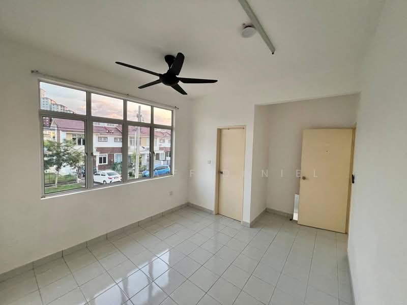 2-storey Terraced House for Sale in Bukit Beruntung (Selangor) - Ashraff Daniel - Interior - PropertyGuru.com.my