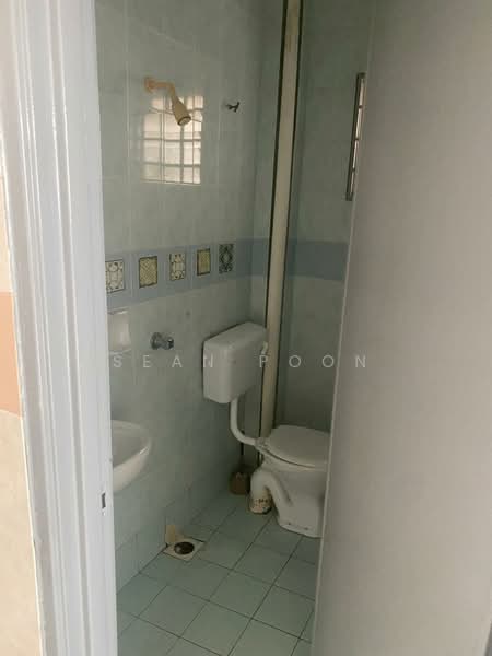 Rumah Bandar untuk Dijual di Seksyen U10 (Shah Alam) - Sean Poon - Bathroom - PropertyGuru.com.my