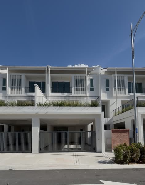 3-storey Terraced House for Sale in Seri Tanjung Pinang (Tanjung Tokong) - Wee Liem - Exterior - PropertyGuru.com.my