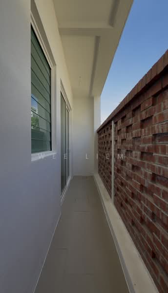 3-storey Terraced House for Sale in Seri Tanjung Pinang (Tanjung Tokong) - Wee Liem - Balcony - PropertyGuru.com.my