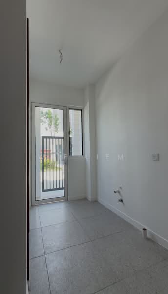 3-storey Terraced House for Sale in Seri Tanjung Pinang (Tanjung Tokong) - Wee Liem - Entrance - PropertyGuru.com.my
