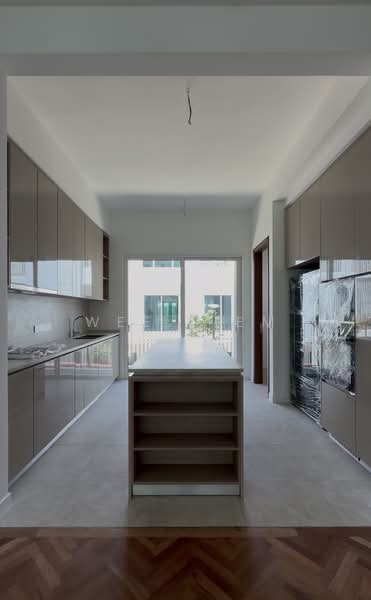 3-storey Terraced House for Sale in Seri Tanjung Pinang (Tanjung Tokong) - Wee Liem - Kitchen - PropertyGuru.com.my