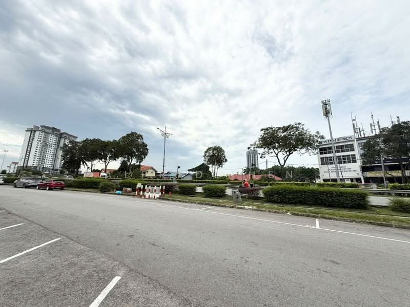 Kedai / Pejabat untuk Dijual di Larkin (Johor Bahru) - Alfred Then - Exterior - PropertyGuru.com.my