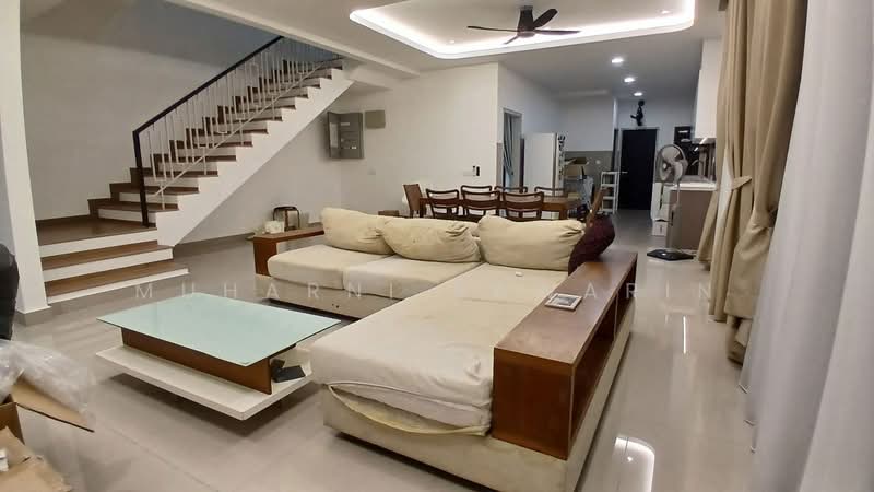 2-storey Terraced House for Rent in Elmina (Shah Alam) - muharni sawarin - Living Room - PropertyGuru.com.my