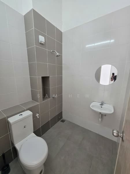 2-storey Terraced House for Rent in Ulu Kelang (Selangor) - Sam Hew - Bathroom - PropertyGuru.com.my