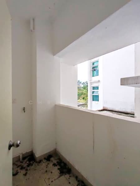 Condominium for Sale at Orchard Ville - Chris Teoh - Balcony - PropertyGuru.com.my