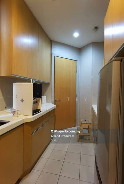 Servis Apartment untuk Dijual di Suria Stonor - Sue Tey - Kitchen - PropertyGuru.com.my