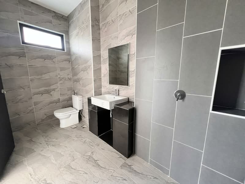 Bungalow for Sale in Johor Bahru (Johor) - Pier Lye - PropertyGuru.com.my