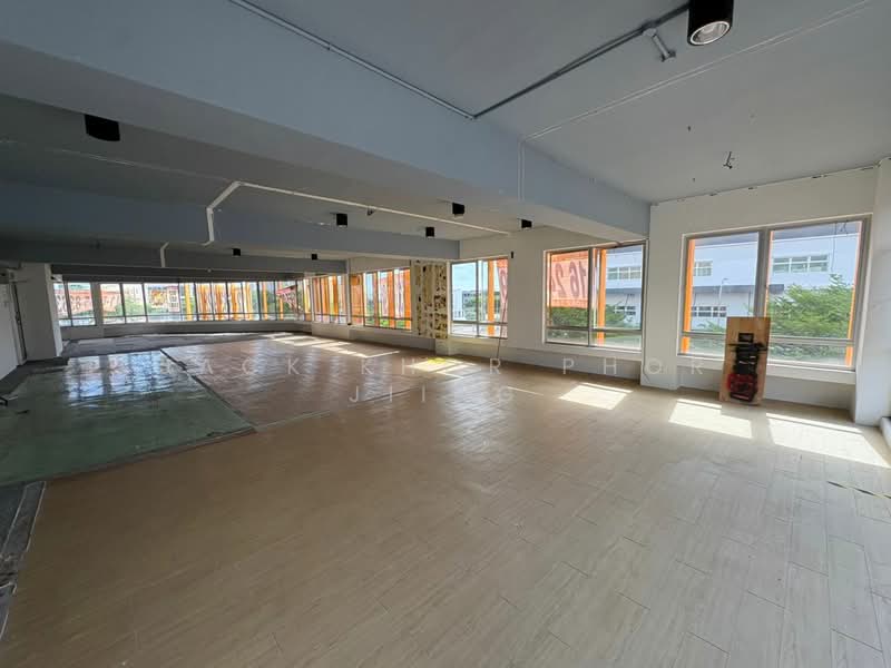 Kedai / Pejabat untuk Disewa di Setia Alam (Selangor) - Jack Khor Phor Jiing - Interior - PropertyGuru.com.my