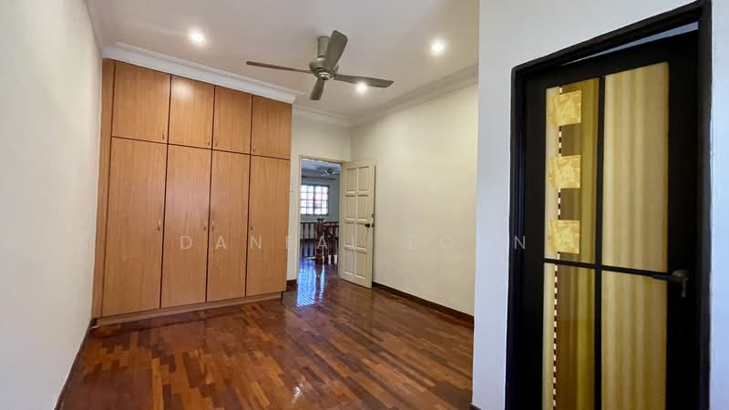 Rumah Berkembar untuk Dijual di Bandar Bukit Tinggi (Klang) - Daneal Eoon - PropertyGuru.com.my