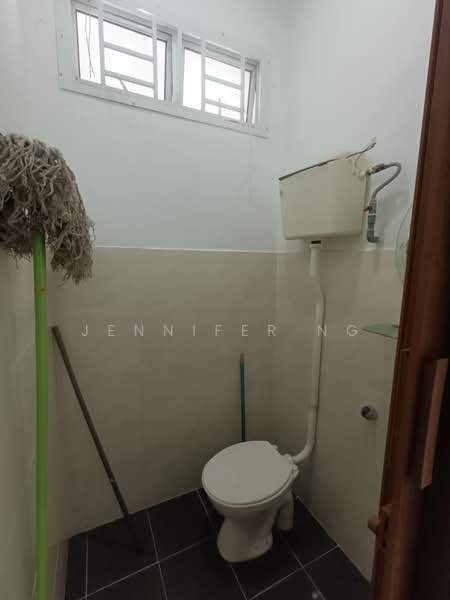 Semi-Detached House for Sale in Johor Bahru (Johor) - Jennifer Ng - Bathroom - PropertyGuru.com.my