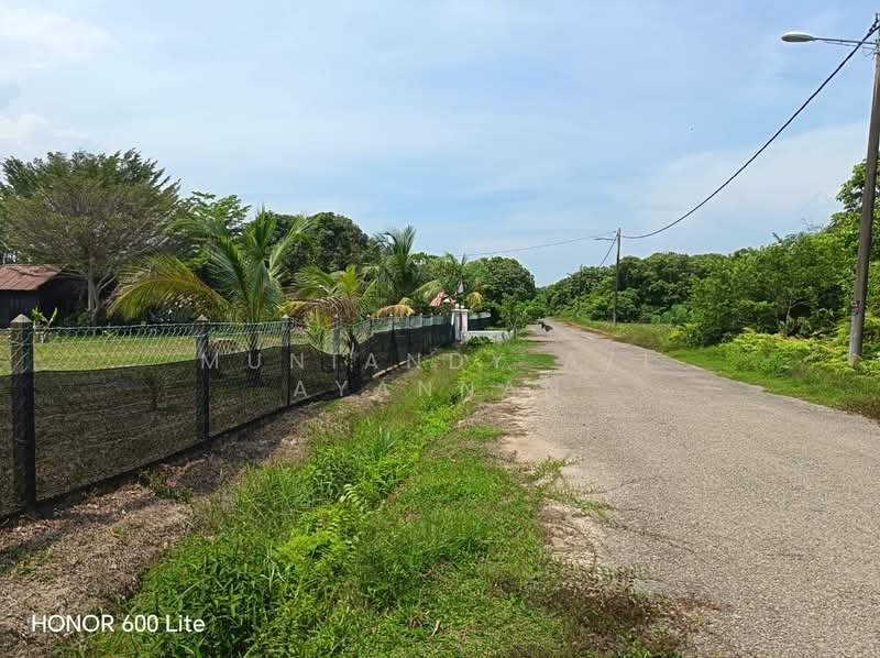 Agricultural Land for Sale in Kuala Linggi (Melaka) - Muniandy A/L Ayannan - Exterior - PropertyGuru.com.my