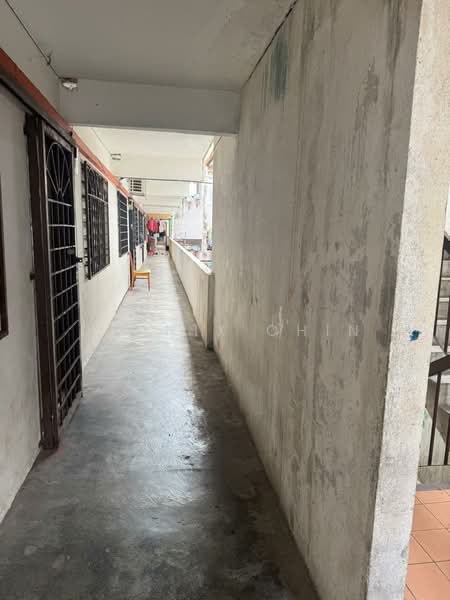 Apartment for Sale at Pangsapuri Baiduri - Dennix Chin - Corridor - PropertyGuru.com.my