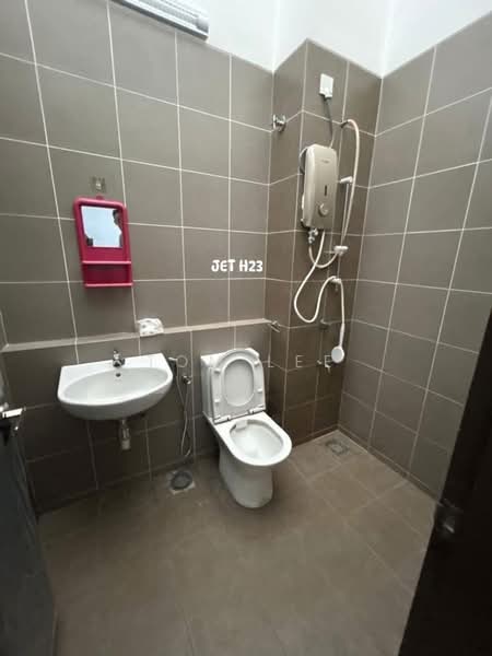 2-storey Terraced House for Sale in Bandar Bukit Raja (Klang) - Tom Lee - PropertyGuru.com.my
