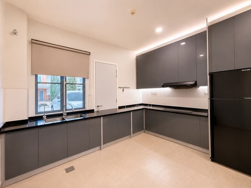 2-storey Terraced House for Rent in Setia Eco Templer (Rawang) - MY Loh - Kitchen - PropertyGuru.com.my