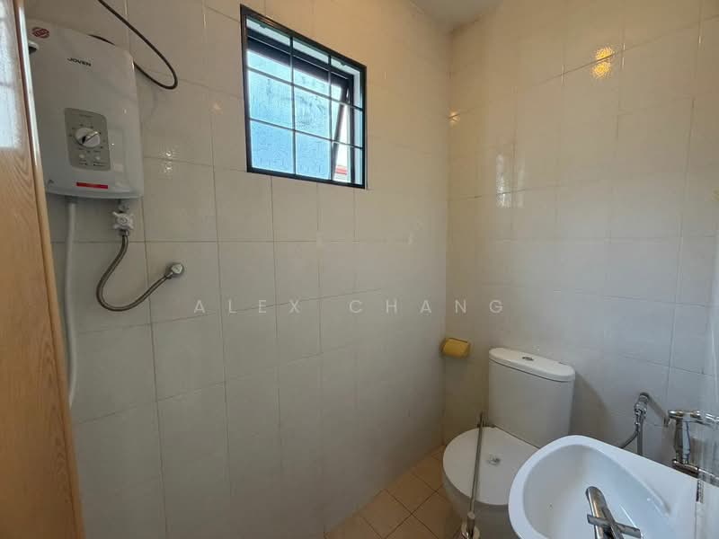 Semi-Detached House for Rent in Petaling Jaya (Selangor) - Alex Chang - Bathroom - PropertyGuru.com.my