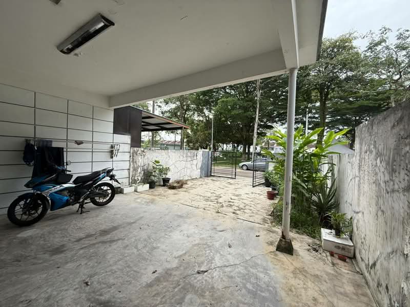 Rumah Teres 2 Tingkat untuk Dijual di Setia Tropika (Johor Bahru) - Herman Chen - Exterior - PropertyGuru.com.my