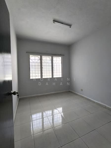 Rumah Teres 2 Tingkat untuk Dijual di Taman Minang (Cheras) - Noraini Dahan - PropertyGuru.com.my