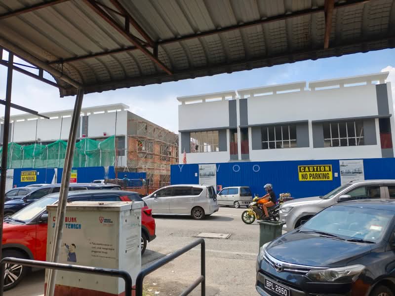 Shop for Rent in Seri Kembangan (Selangor) - Abby Woo - Exterior - PropertyGuru.com.my