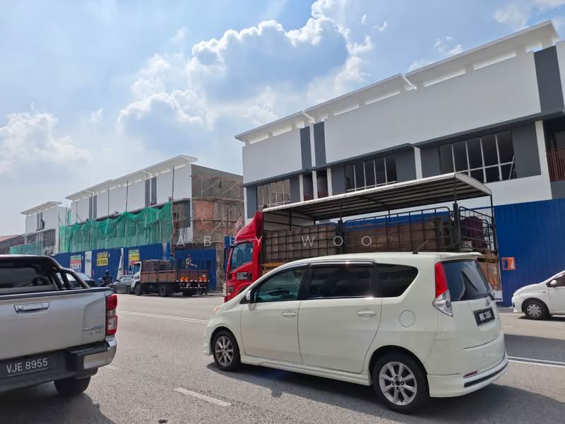 Shop for Rent in Seri Kembangan (Selangor) - Abby Woo - Exterior - PropertyGuru.com.my