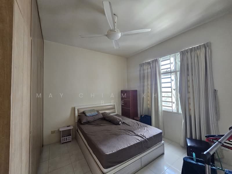 Condominium for Sale at Bayswater Resort Condominium - May Chiam Khooi Bee - Bedroom - PropertyGuru.com.my