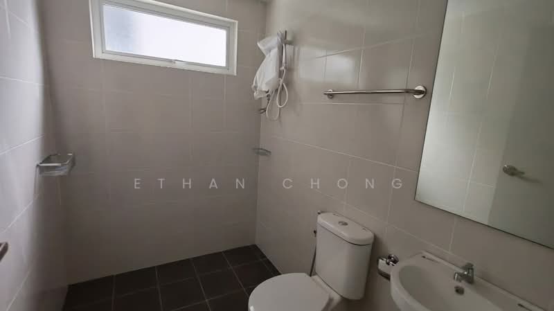 Pangsapuri untuk Dijual di Nadayu 801 - Ethan Chong - Bathroom - PropertyGuru.com.my