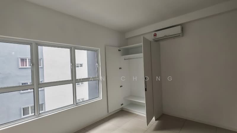Pangsapuri untuk Dijual di Nadayu 801 - Ethan Chong - Bedroom - PropertyGuru.com.my