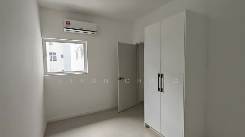 Pangsapuri untuk Dijual di Nadayu 801 - Ethan Chong - Bedroom - PropertyGuru.com.my