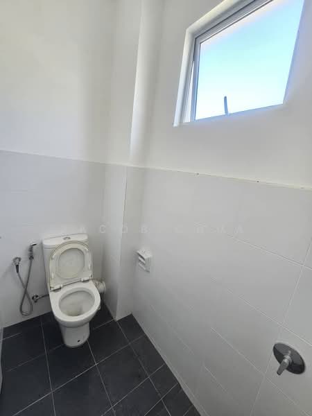 2-storey Terraced House for Sale in Iskandar Puteri (Nusajaya) (Johor) - Jacob Chua - Bathroom - PropertyGuru.com.my