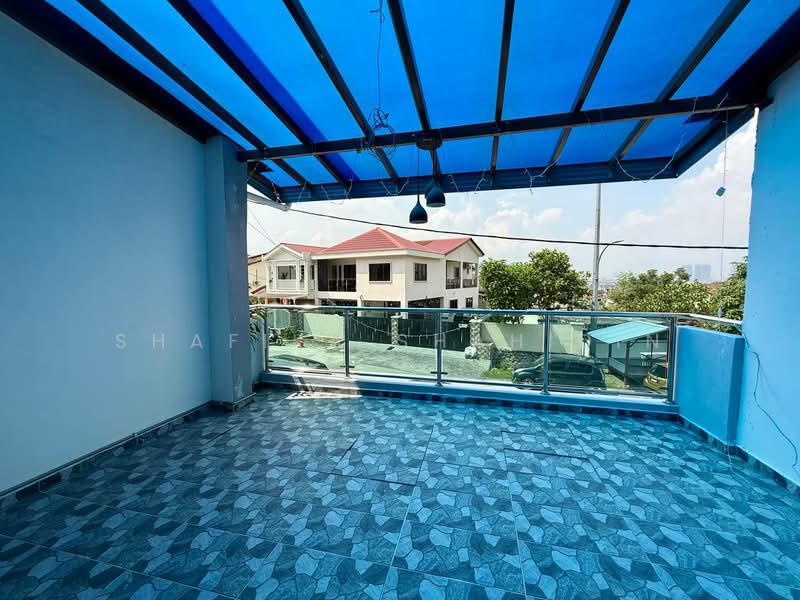 3-storey Terraced House for Sale in Selayang Mulia (Batu Caves) - Shafika Shahidin - Balcony - PropertyGuru.com.my