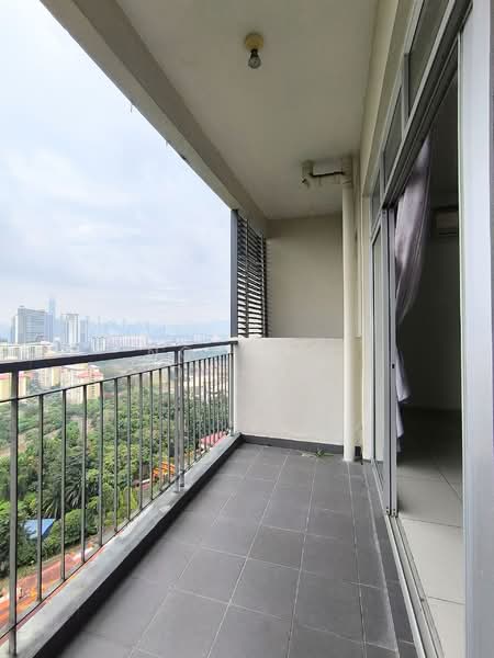 Kondominium untuk Dijual di Sky Vista Residency - Noraini Dahan - Balcony - PropertyGuru.com.my