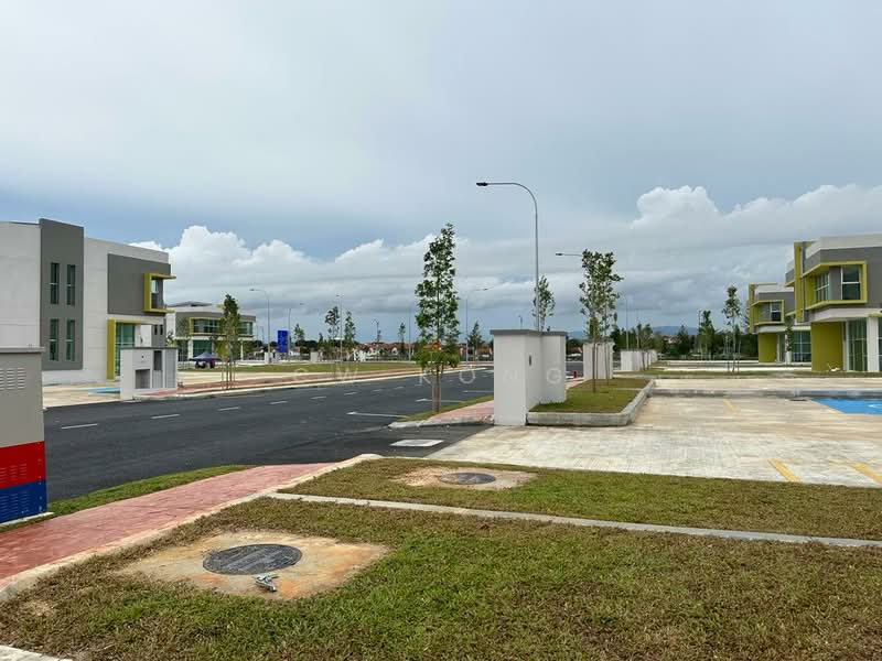 Commercial Semi-D for Sale in Saujana Utama (Puncak Alam) - CW Kong - Exterior - PropertyGuru.com.my