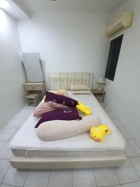 Kondominium untuk Dijual di Villa Condominium - Jerry So - Bedroom - PropertyGuru.com.my