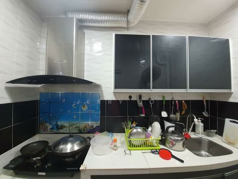 Kondominium untuk Dijual di Villa Condominium - Jerry So - Kitchen - PropertyGuru.com.my