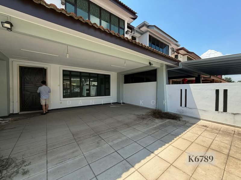 2-storey Terraced House for Sale in Bandar Bukit Tinggi 2 (Klang) - Daniel Kok - Exterior - PropertyGuru.com.my