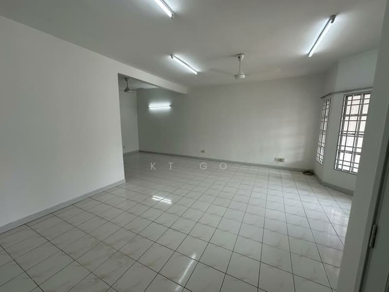 Terraced House for Rent in Bandar Bukit Puchong (Puchong) - KT Go - Living Room - PropertyGuru.com.my