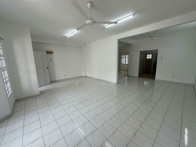 Terraced House for Rent in Bandar Bukit Puchong (Puchong) - KT Go - Living Room - PropertyGuru.com.my